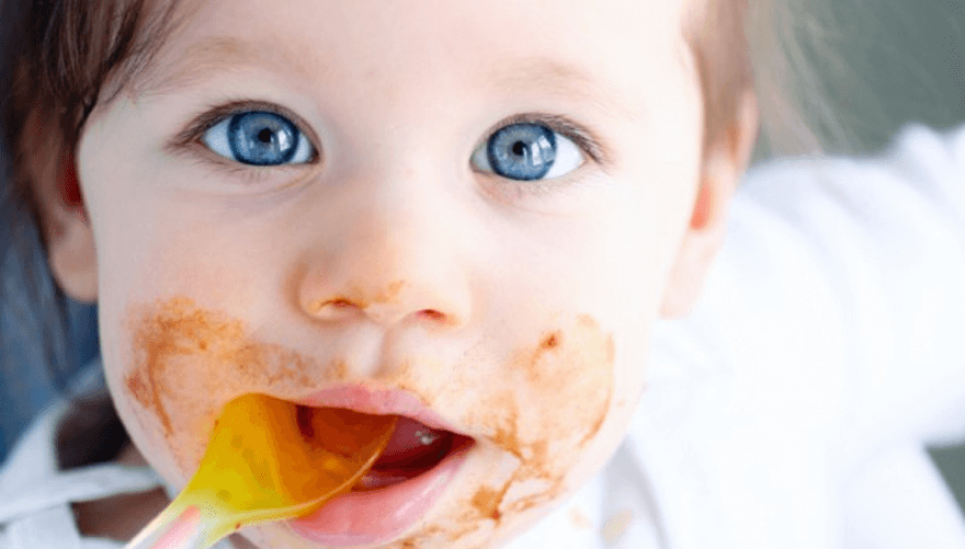 Je baby en het opbouwen van vaste voeding