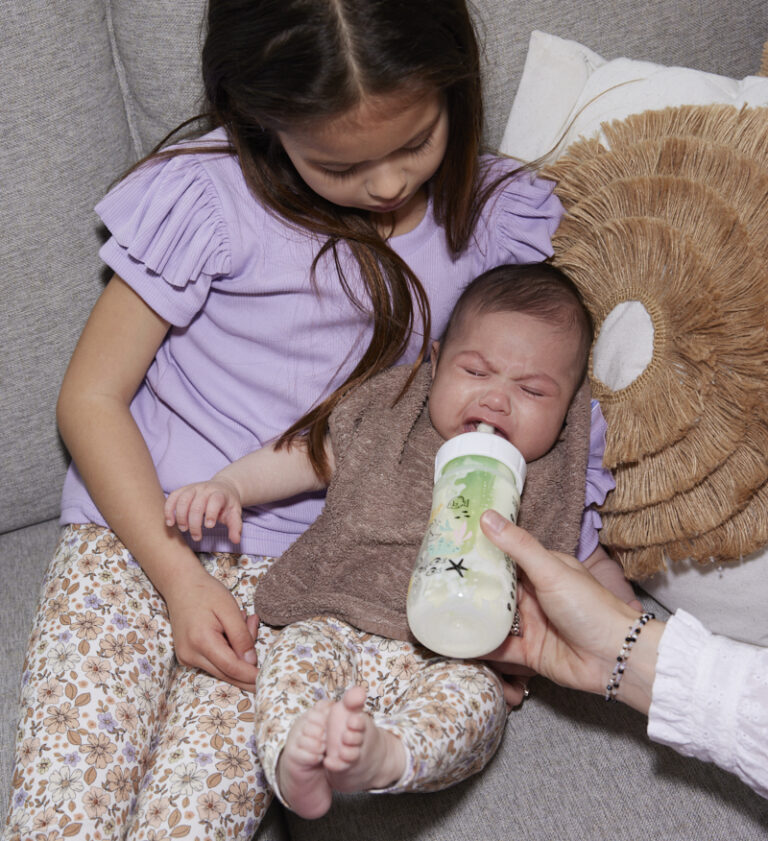 Baby huilt tijdens voeding
