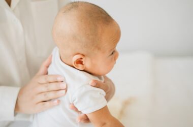 Zo stop je de hik van je baby
