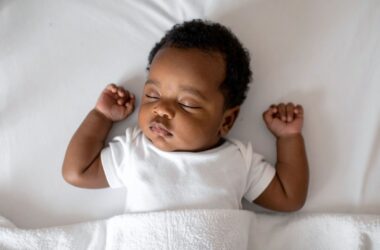 Werken met wakkertijden voor een uitgeruste baby